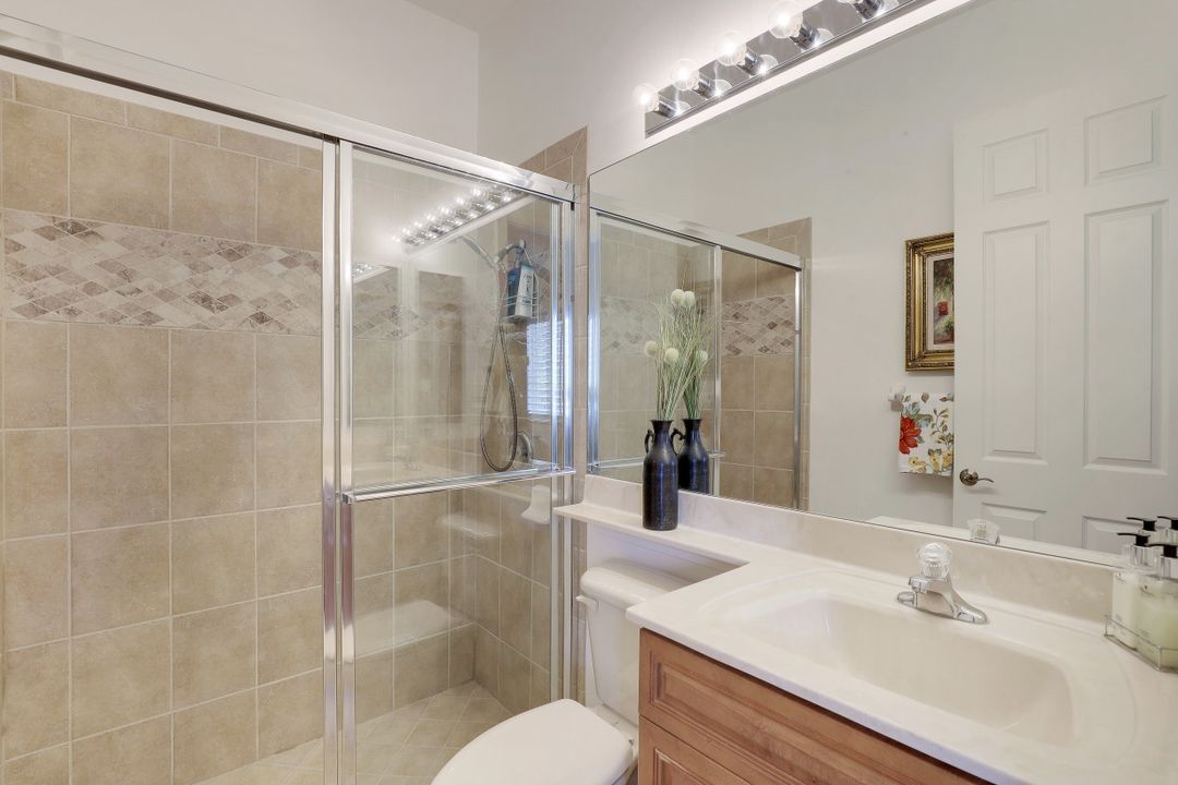 562 14th St SE, Naples, FL 34102