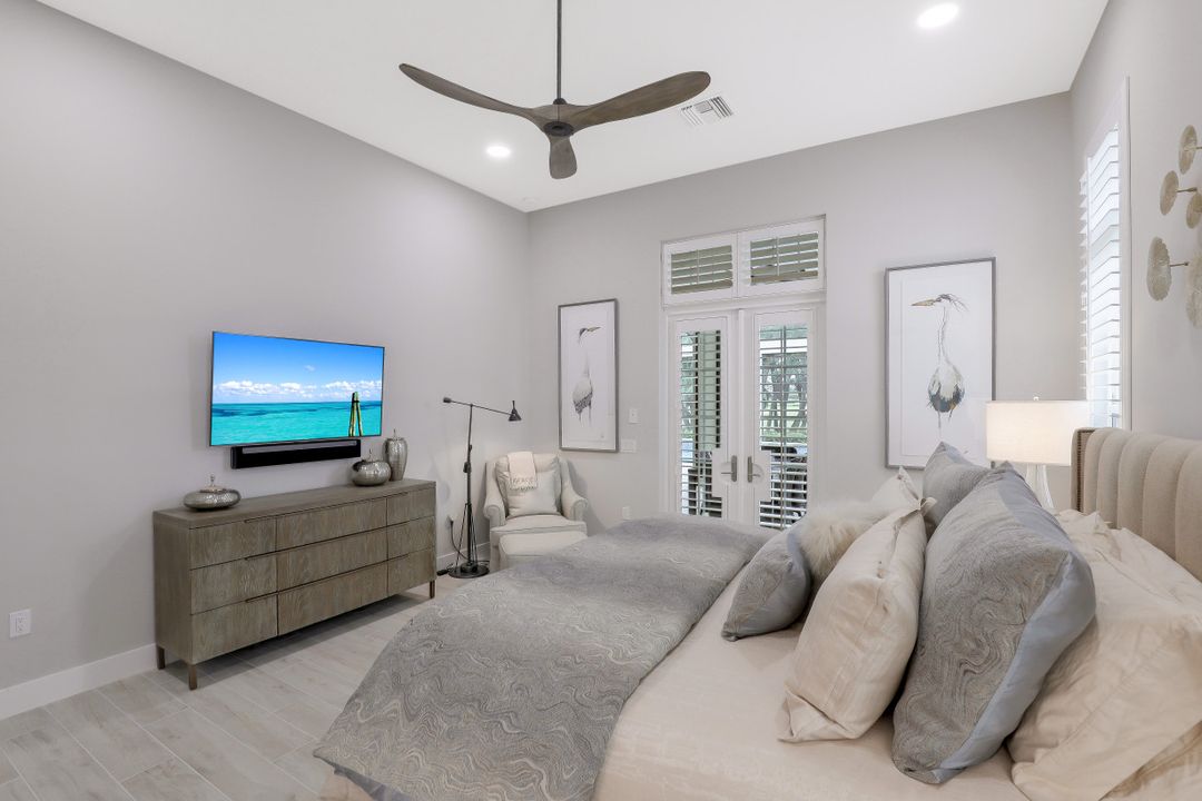 3237 Tavolara Ln, Naples, FL 34114