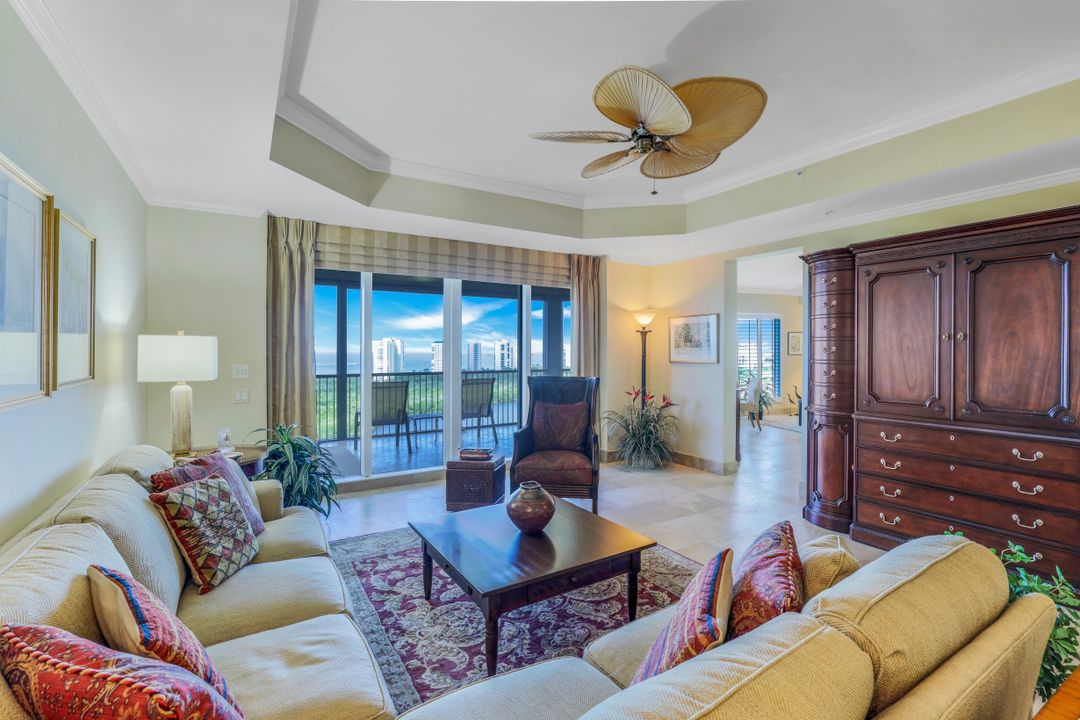 7575 Pelican Bay Blvd #1705, Naples, FL 34108