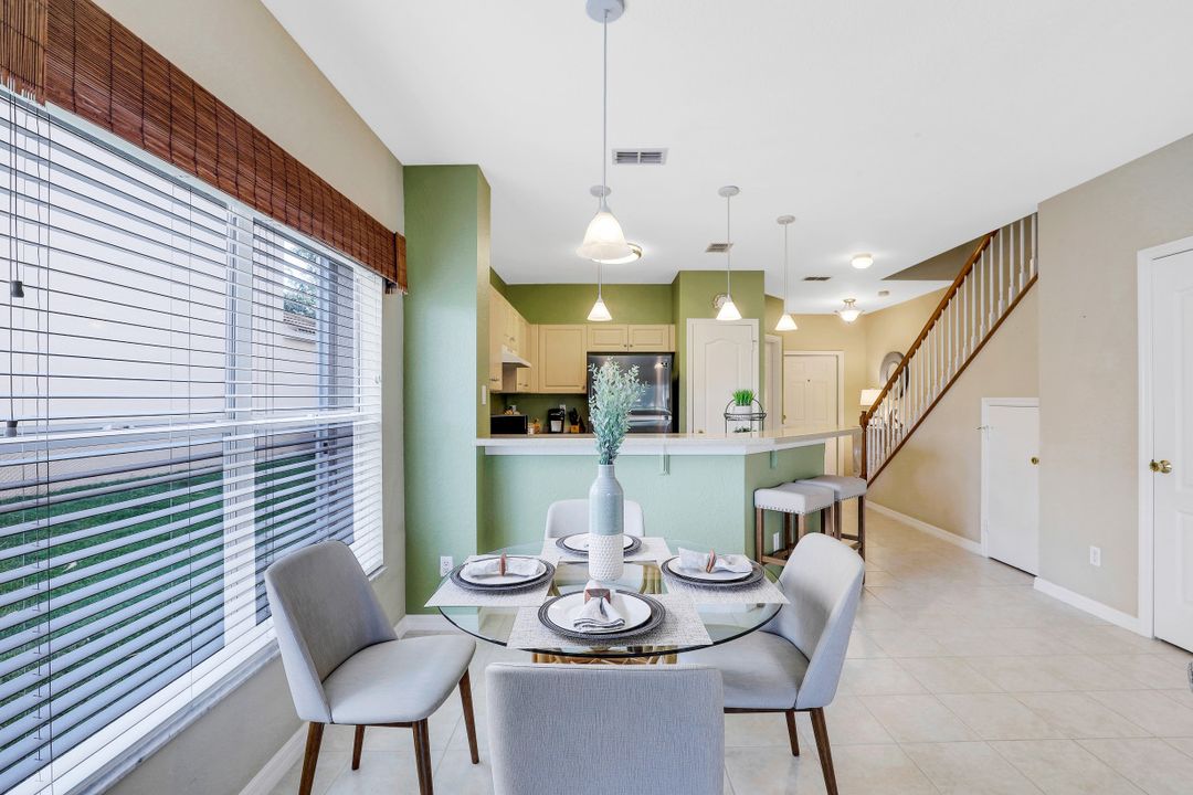 1370 Weeping Willow Ct, Cape Coral, FL 33909