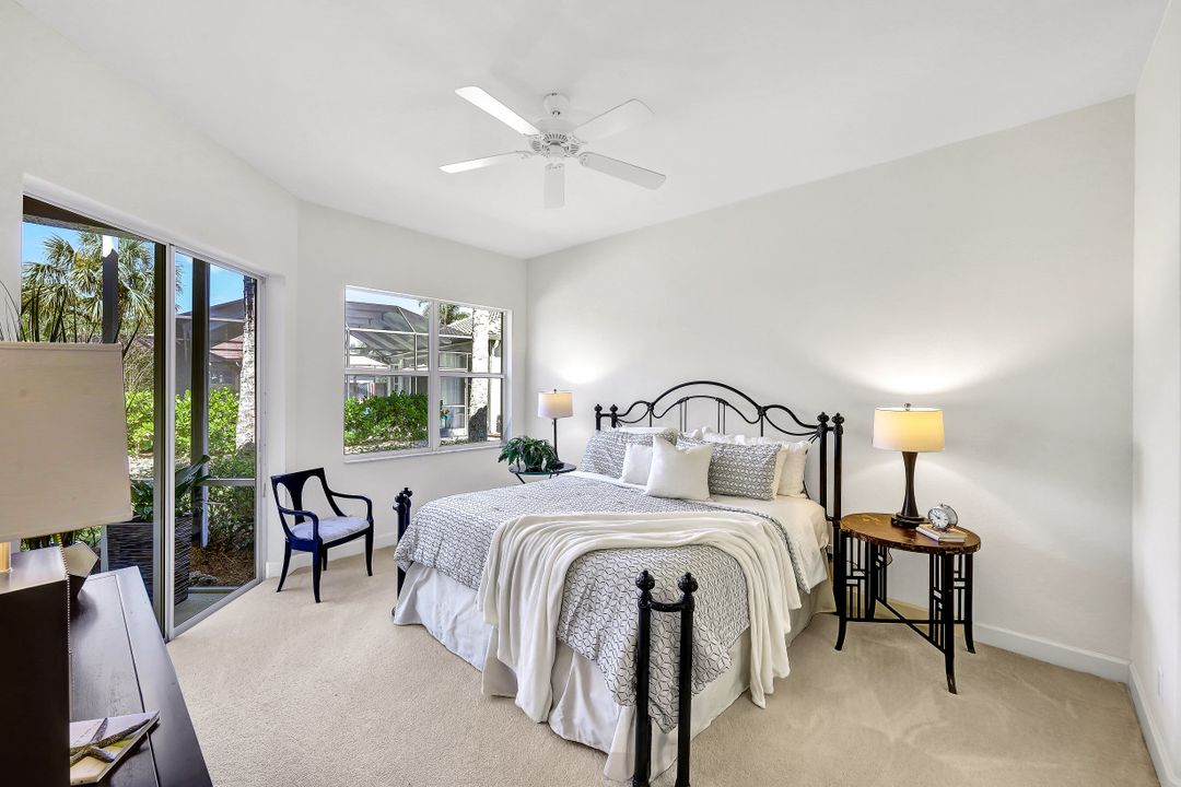 6104 Highwood Park Ln, Naples, FL 34110