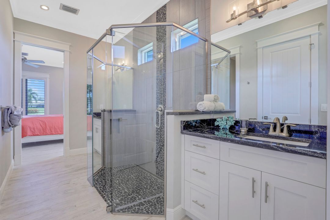 921 W Cape Estates Cir, Cape Coral, FL 33993