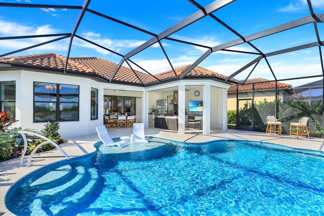 9155 Trivoli Ter, Naples, FL 34119