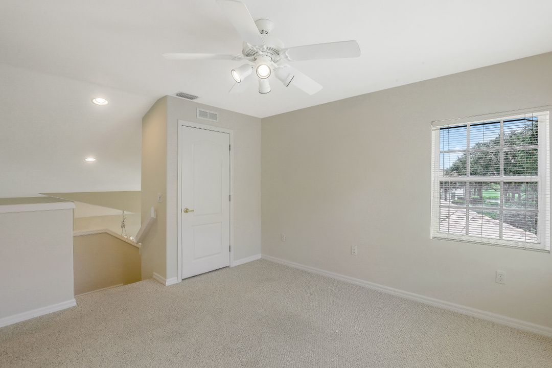 9224 Spring Run Blvd, Bonita Springs, FL 34135