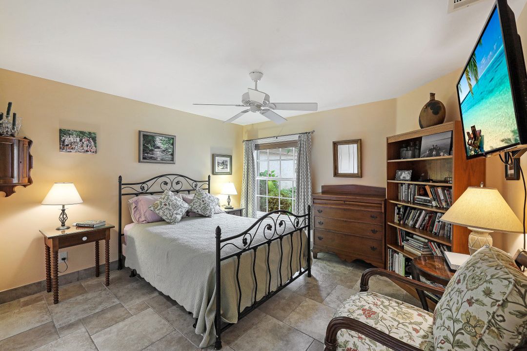 3584 Windjammer Cir #1703, Naples, FL 34112