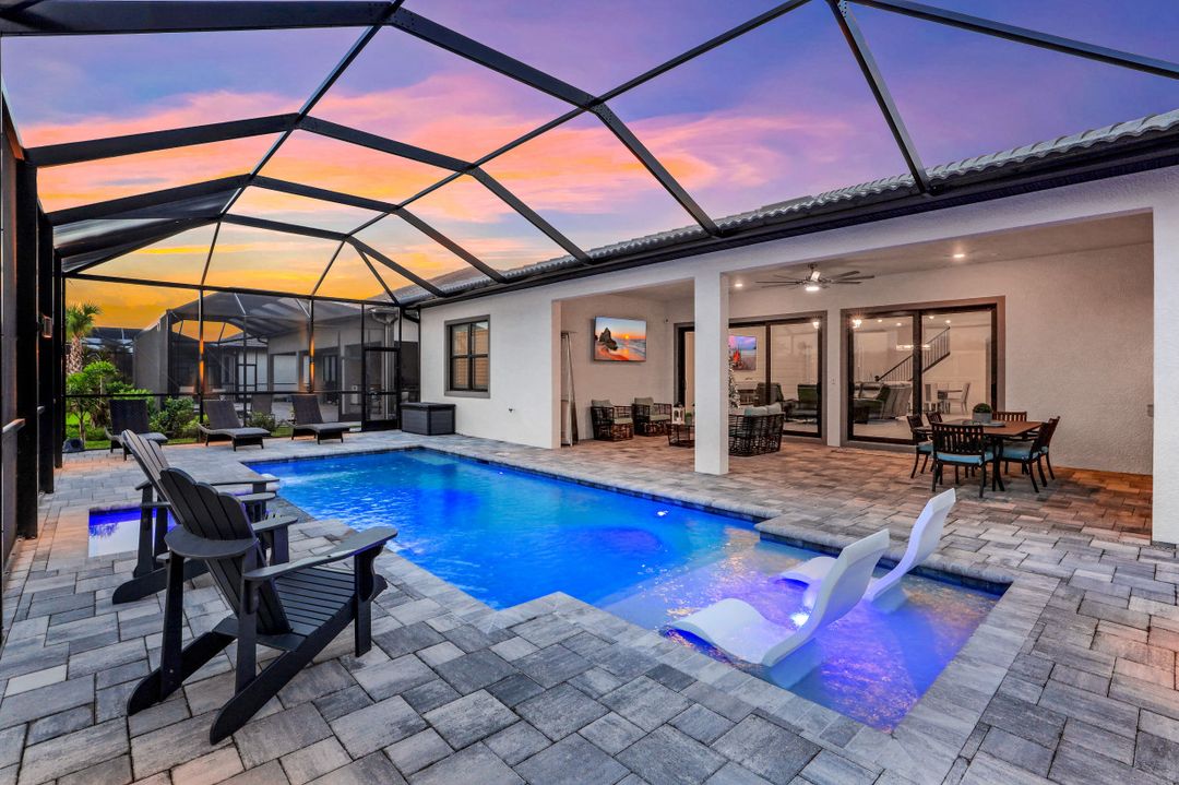 19617 Waterman Ct, Miromar Lakes, FL 33913