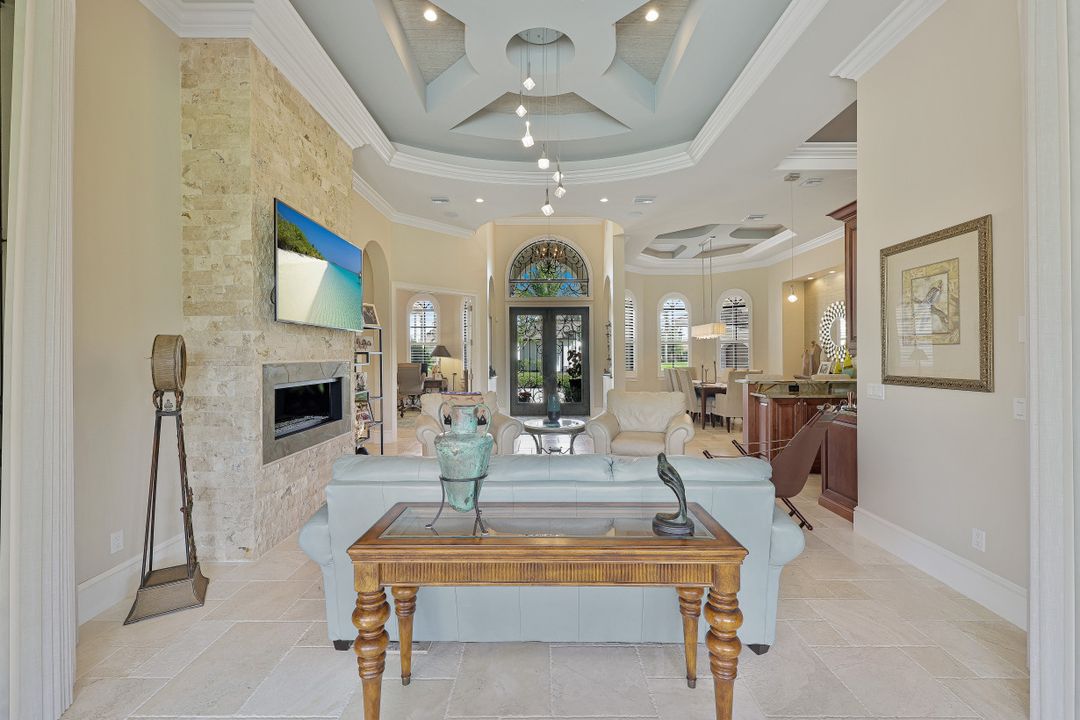 9360 Vittoria Ct, Fort Myers, FL 33912