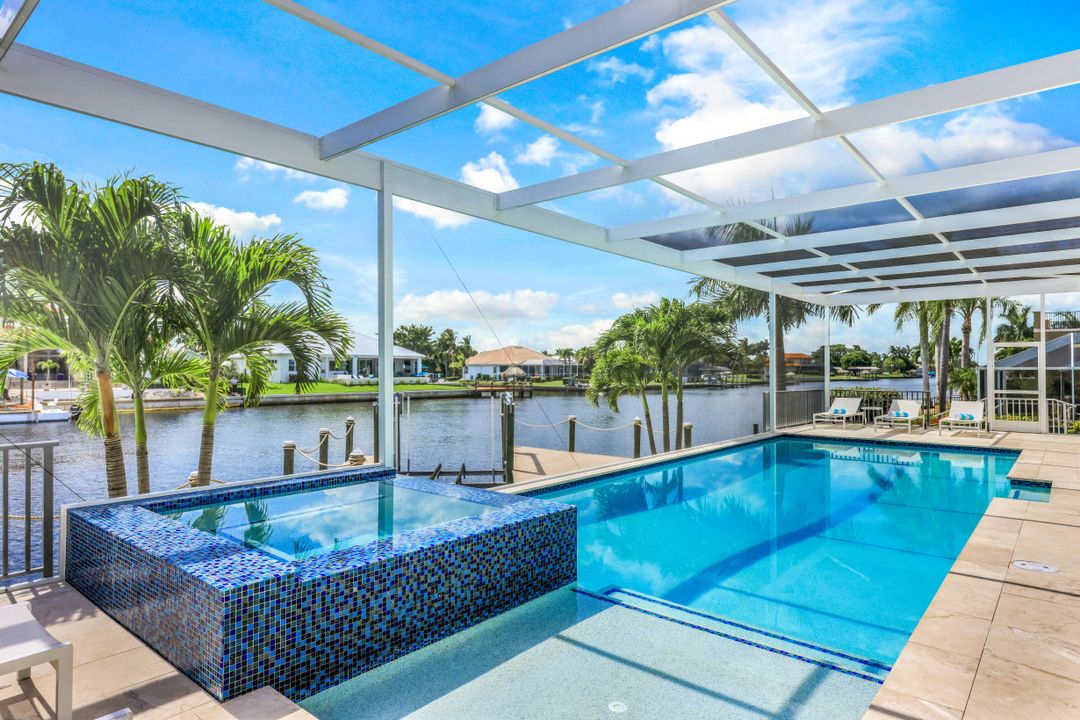 5084 Sorrento Ct, Cape Coral, FL 33904