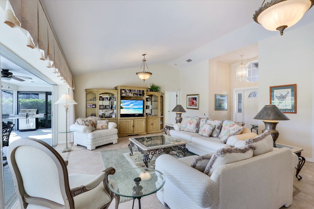 13331 Bridgeford Ave, Bonita Springs, FL 34135