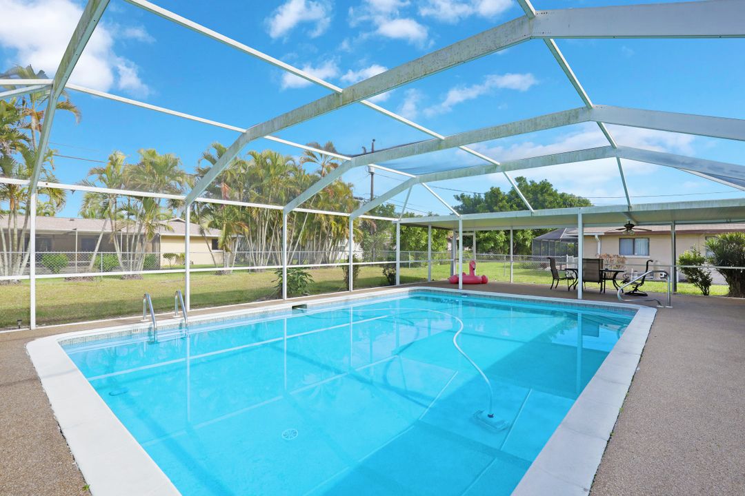 1409 SE 21st Terrace, Cape Coral, FL 33990