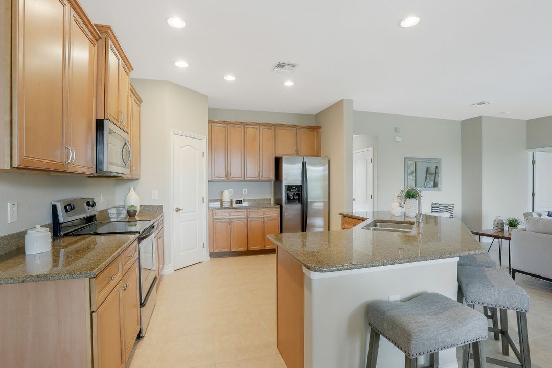 12435 Country Day Cir, Fort Myers, FL 33913