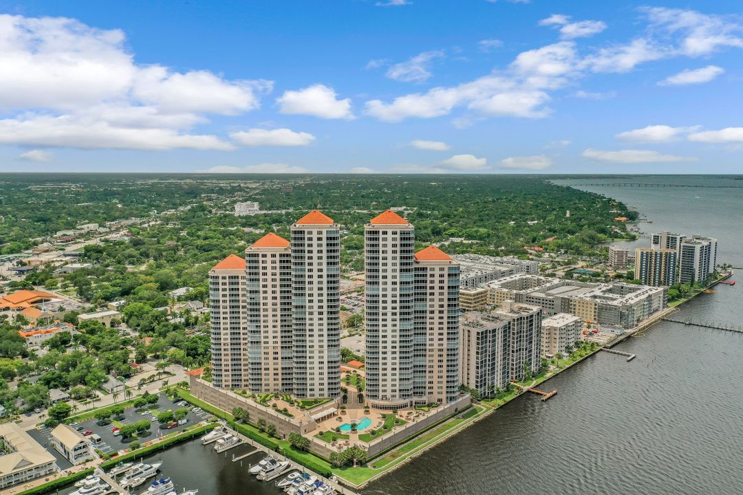 2090 W First St #808, Fort Myers, FL 33901