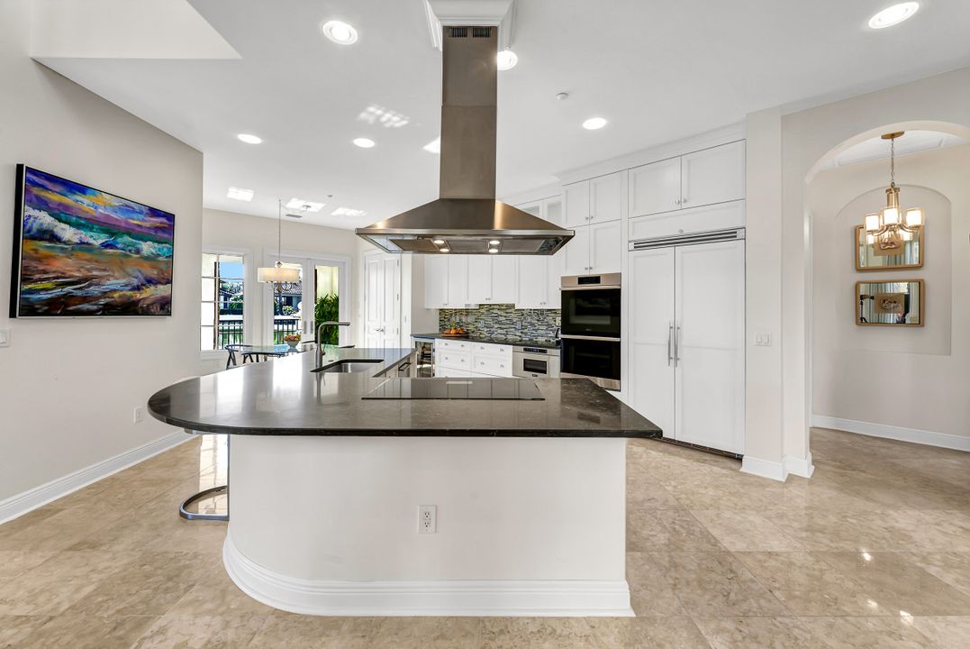 16653 Toscana Cir #701, Naples, FL 34110