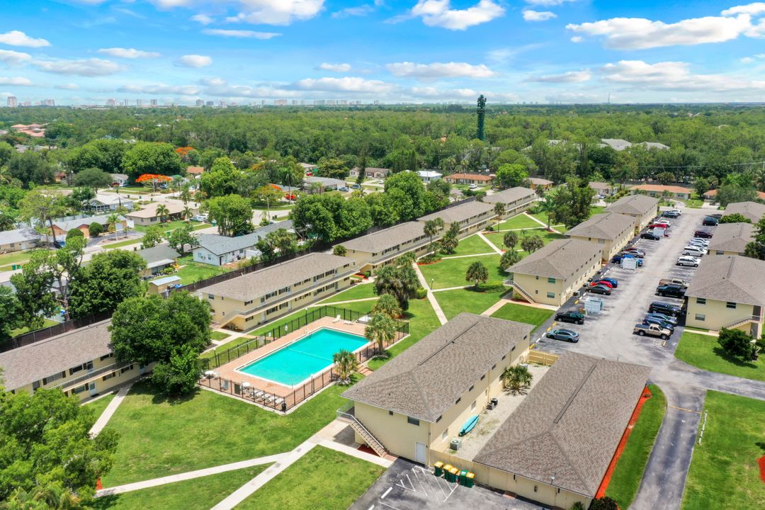 3325 Airport-Pulling Rd N #L-3 , Naples, FL 34105