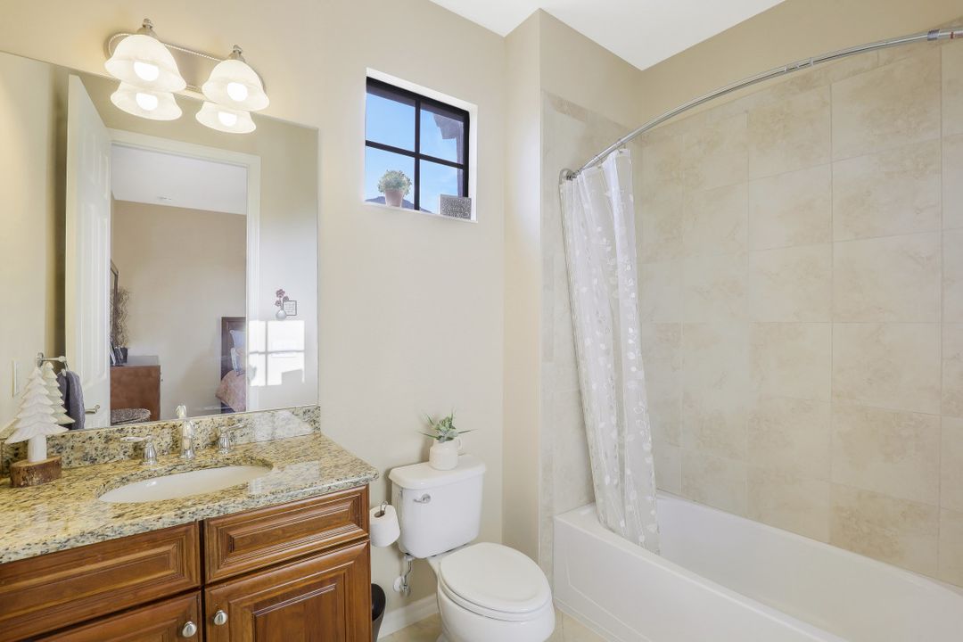 11839 Kemena St, Fort Myers, FL 33912