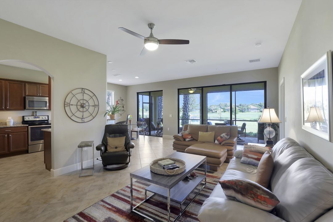 12041 Covent Garden Ct #2204, Naples, FL 34120