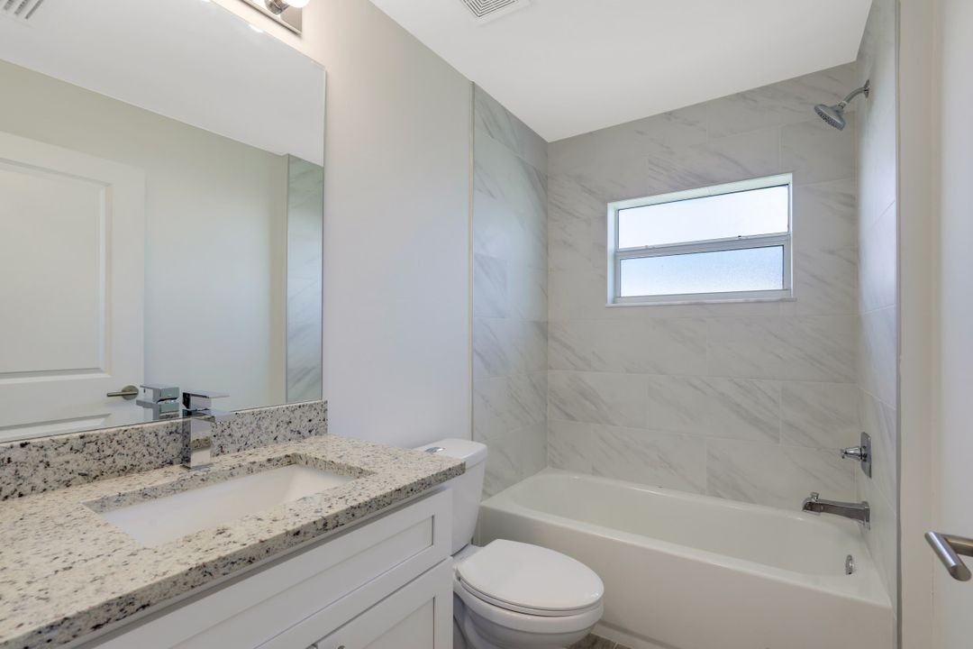 3107 35th St SW, Lehigh Acres, FL 33976