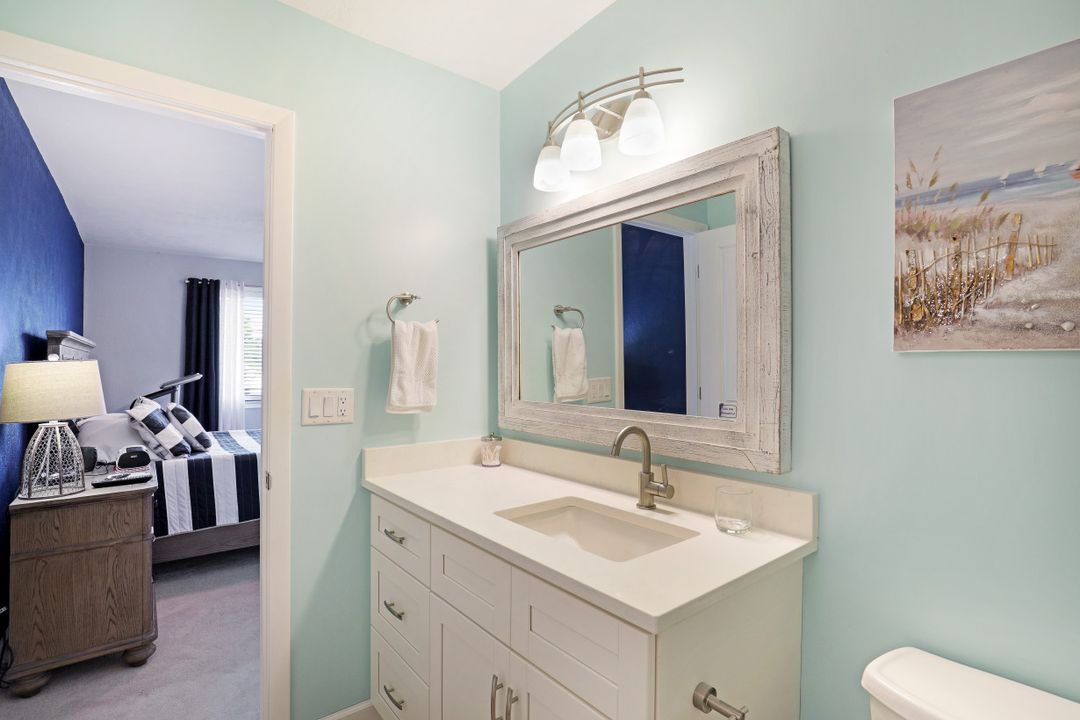 3703 SE 10th Ave, Cape Coral, FL 33904