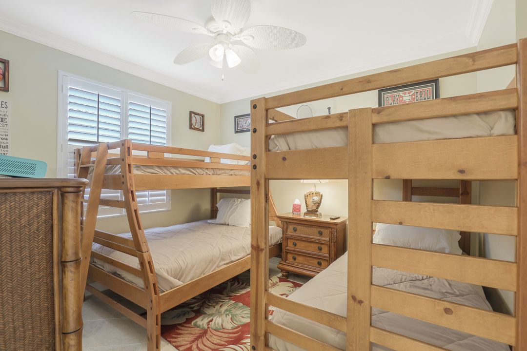 1818 Senegal Date Dr, Naples, FL 34119