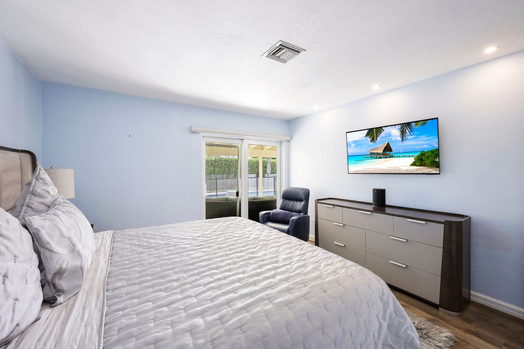 1181 Fourwinds Ave, Marco Island, FL 34145