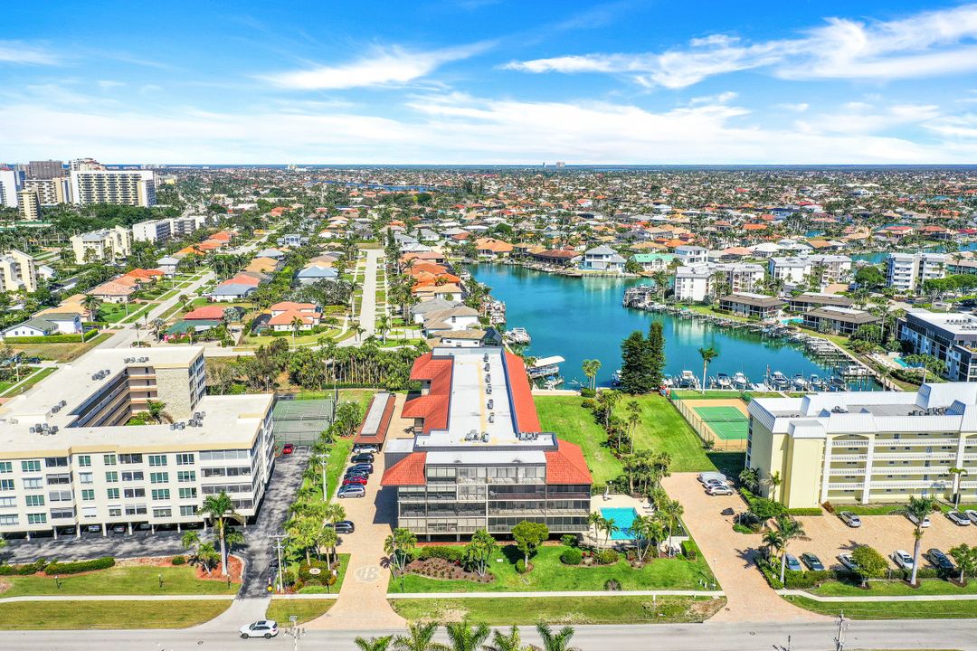 961 Swallow Ave #302, Marco Island, FL 34145