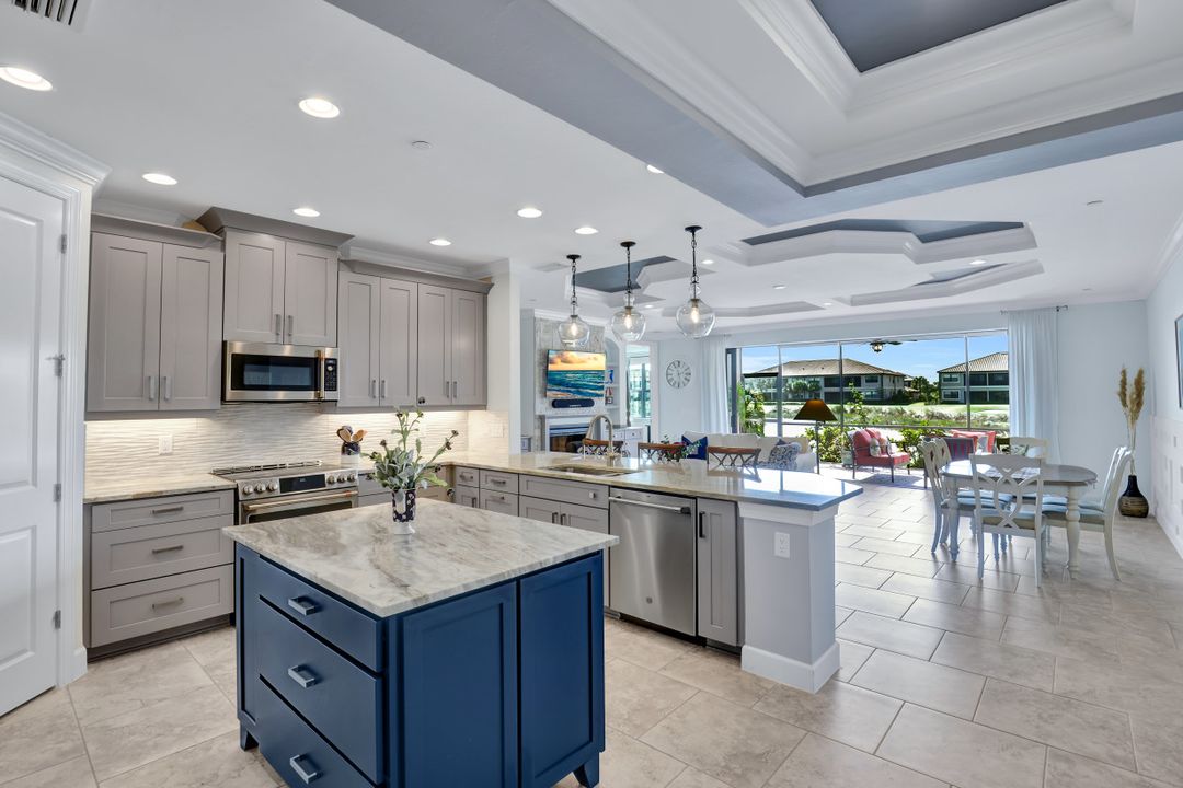 9658 Montelanico Loop #102, Naples, FL 34119