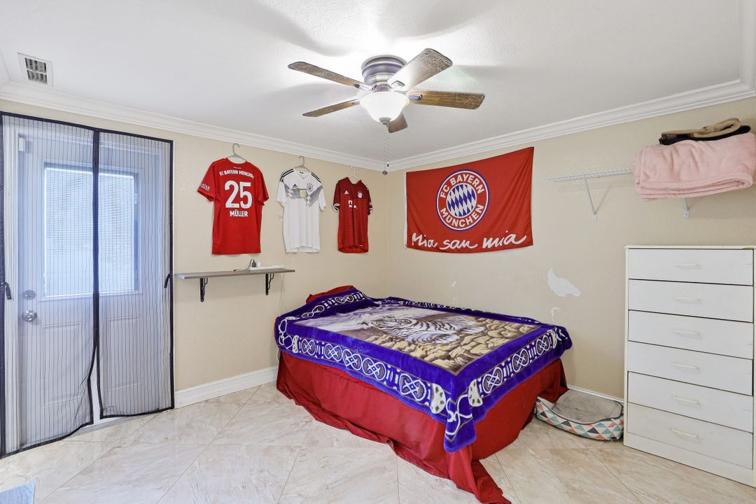 3505 20th St SW, Lehigh Acres, FL 33976