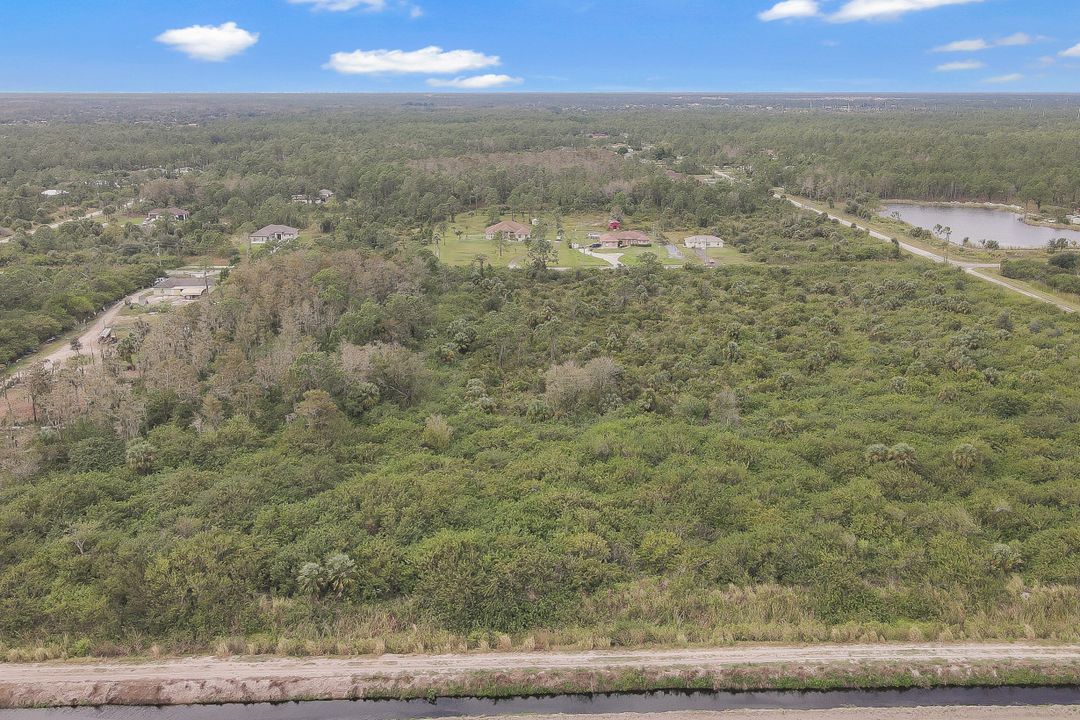 Desoto Blvd N, , FL 34120