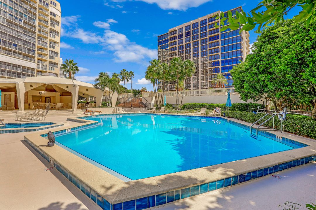 4031 Gulf Shore Blvd N #5F, Naples, FL 34103