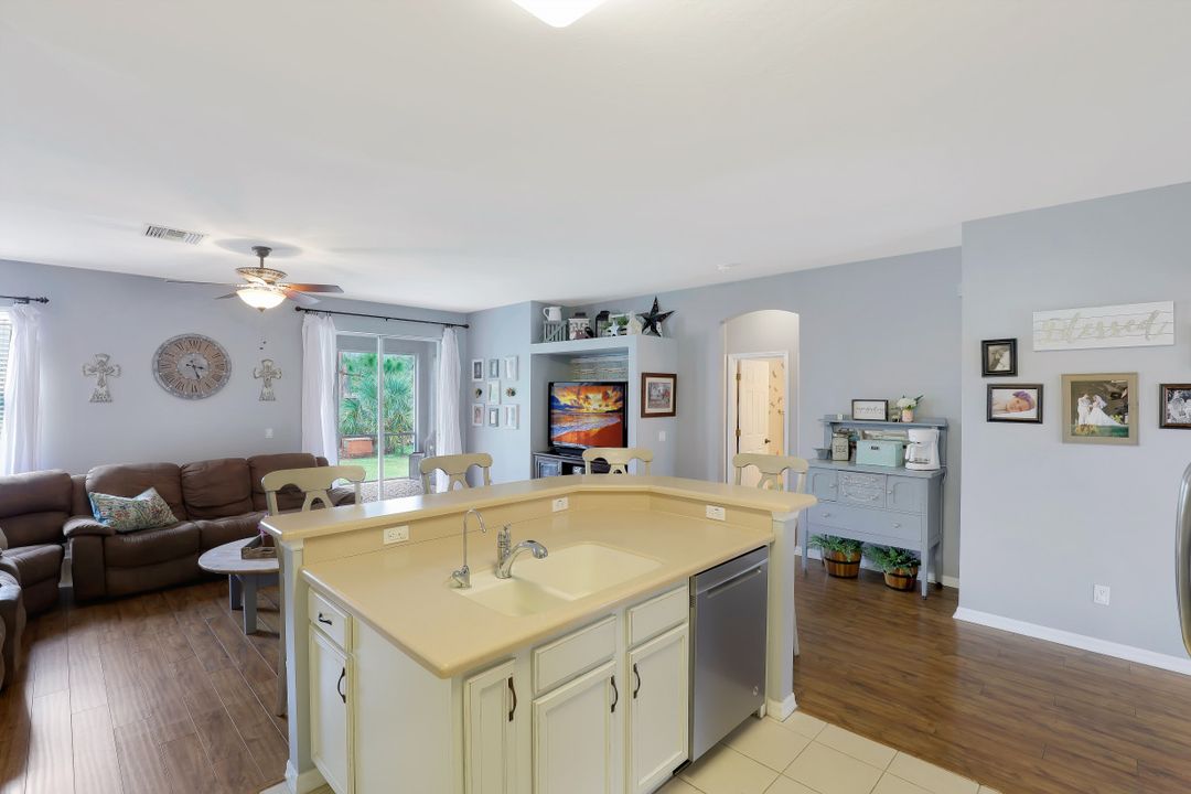 3531 12th Ave NE, Naples, FL 34120