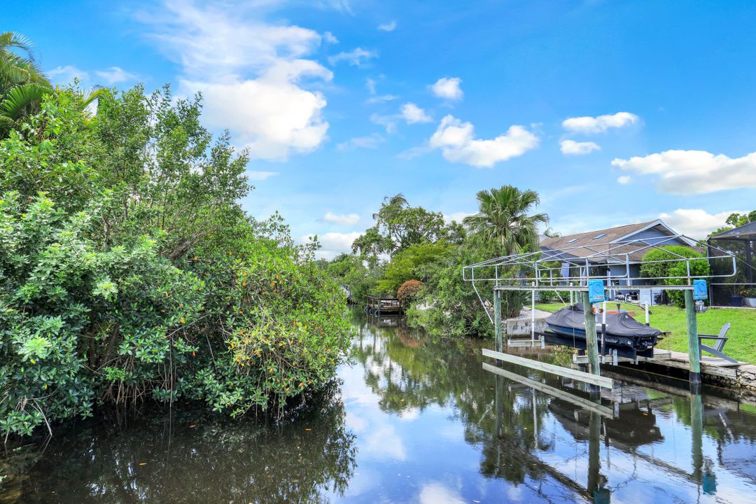 27050 Flamingo Dr, Bonita Springs, FL 34135