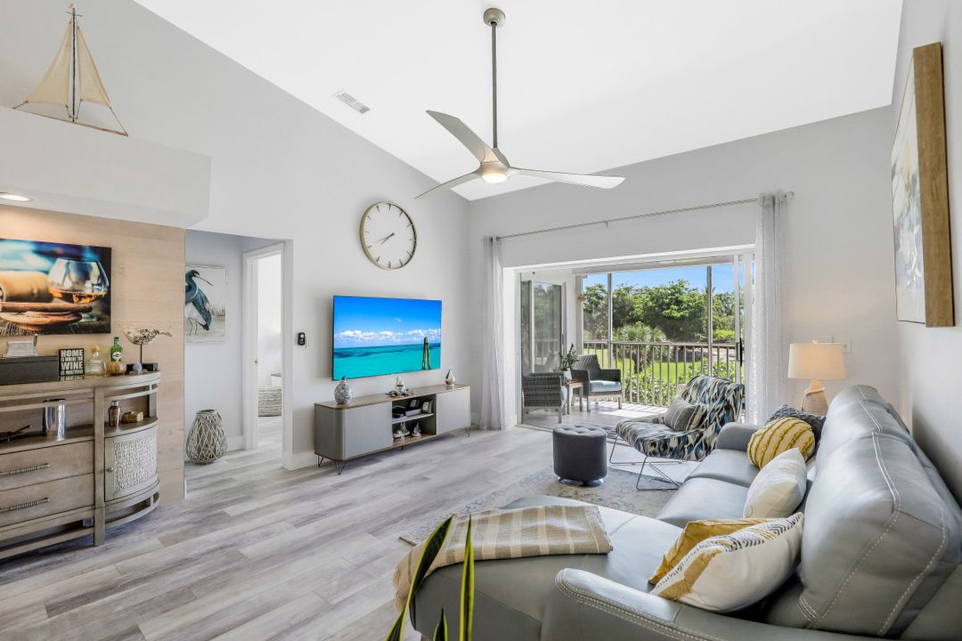 1006 Mainsail Dr #222, Naples, FL 34114