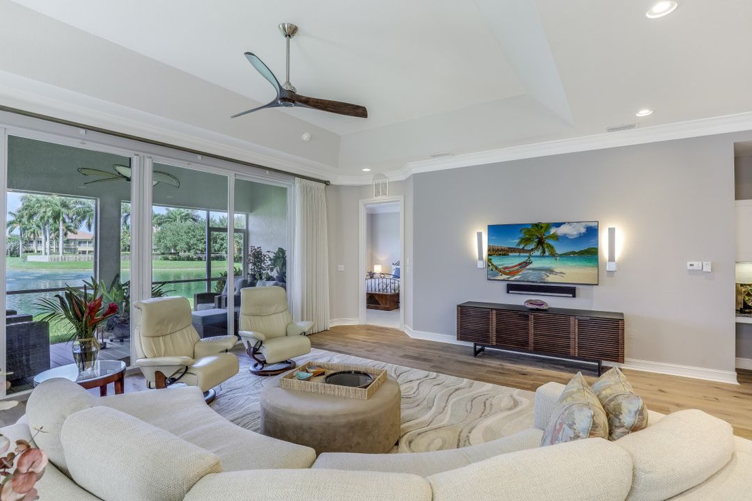 7160 Lemuria Cir #1501, Naples, FL 34109