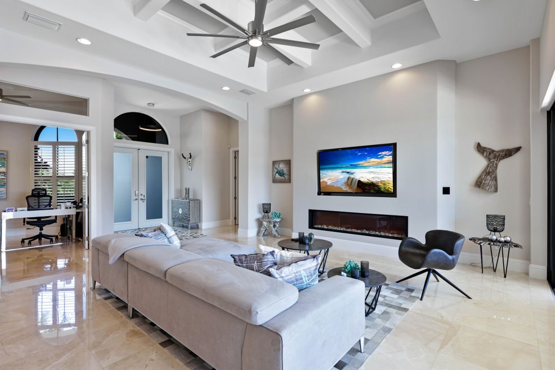 5334 SW 22nd Pl, Cape Coral, FL 33914