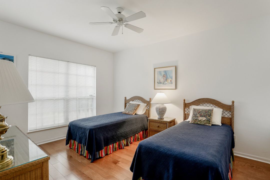 5895 Sonoma Ct, Naples, FL 34119