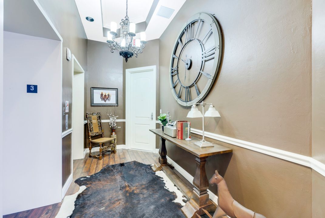 2104 W First St #301, Fort Myers, FL 33901