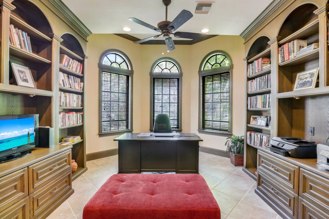3501 Creekview Dr, Bonita Springs, FL 34134