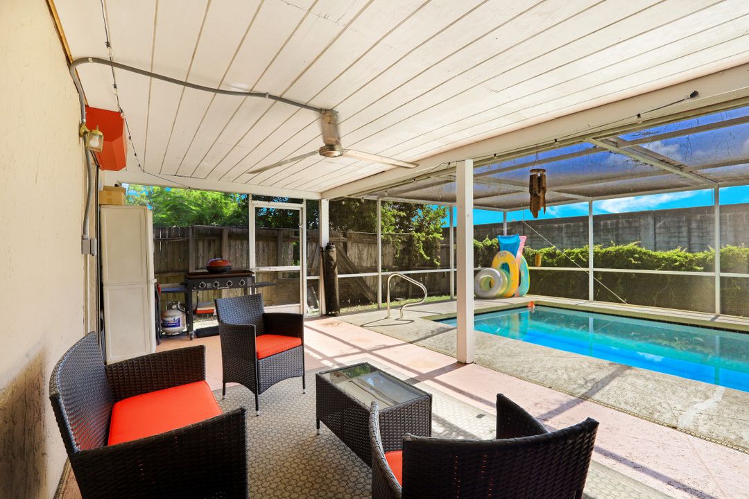 2690 64th St SW, Naples, FL 34105