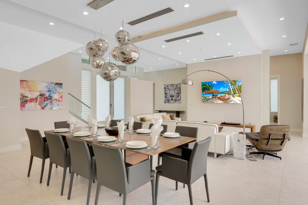 5084 Sorrento Ct, Cape Coral, FL 33904