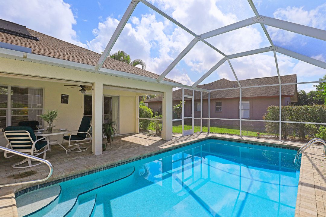 511 Ibis Way, Naples, FL 34110