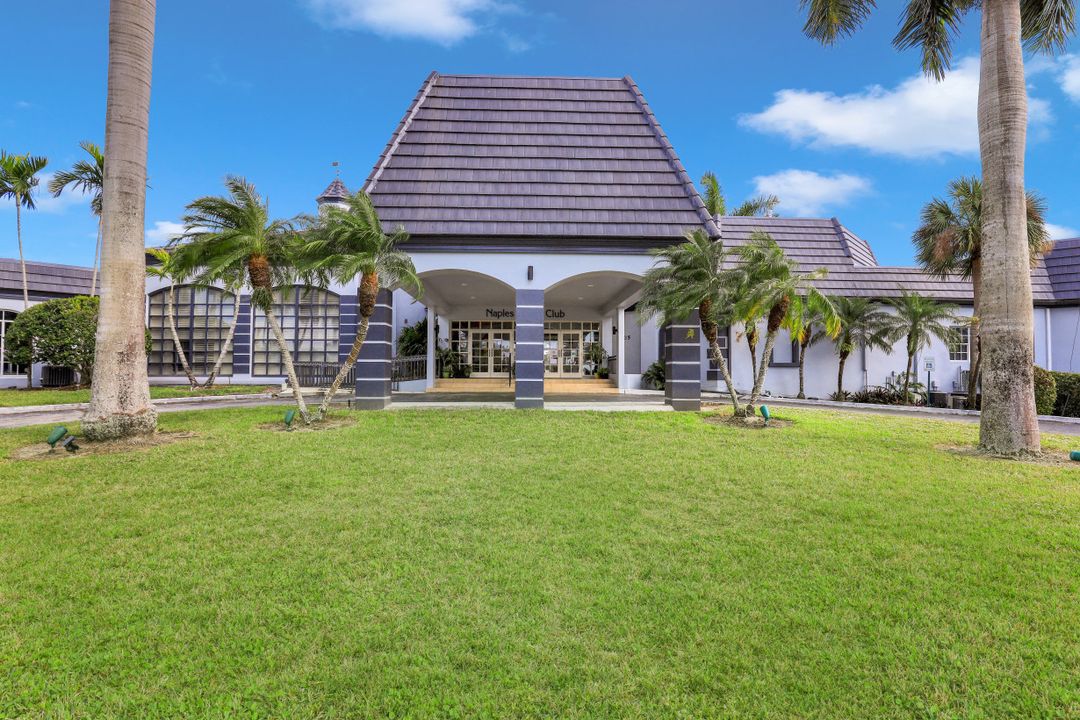 1810 Bald Eagle Dr #C, Naples, FL 34105