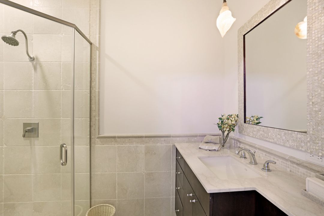 3725 Rachel Ln, Naples, FL 34103