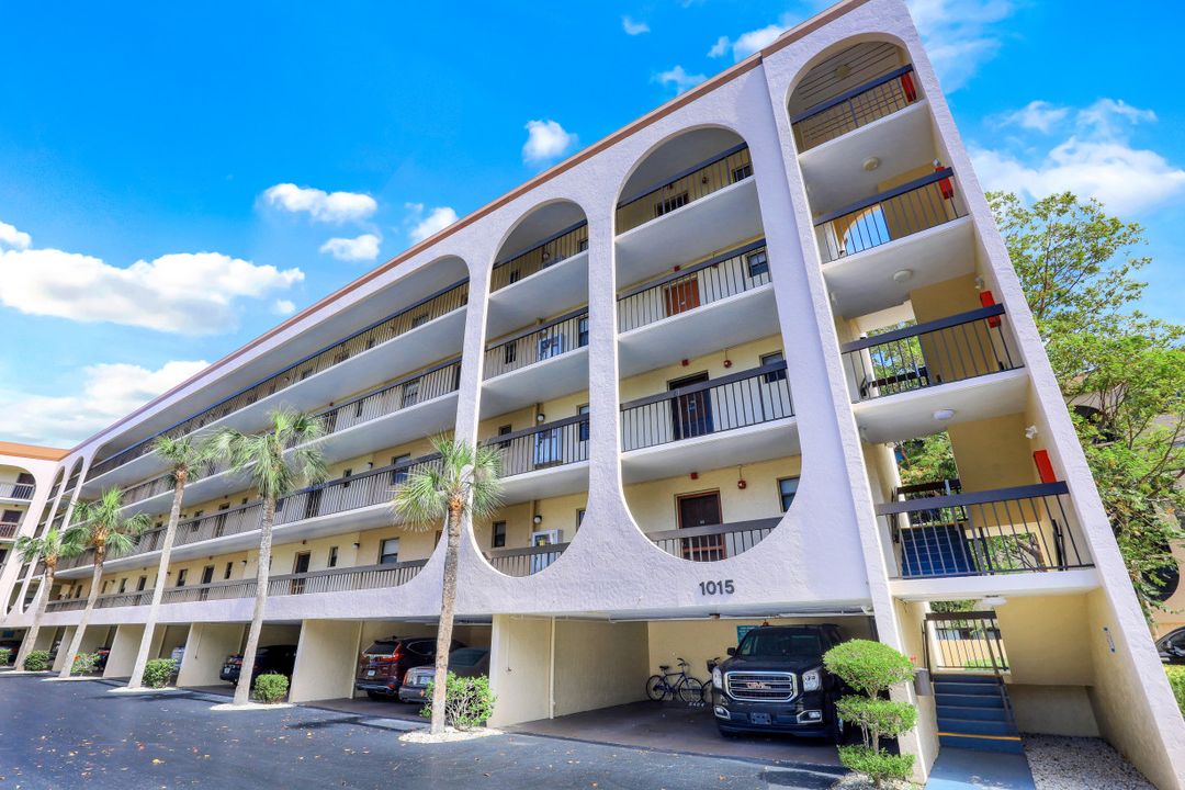 1015 Anglers Cove #306, Marco Island, FL 34145