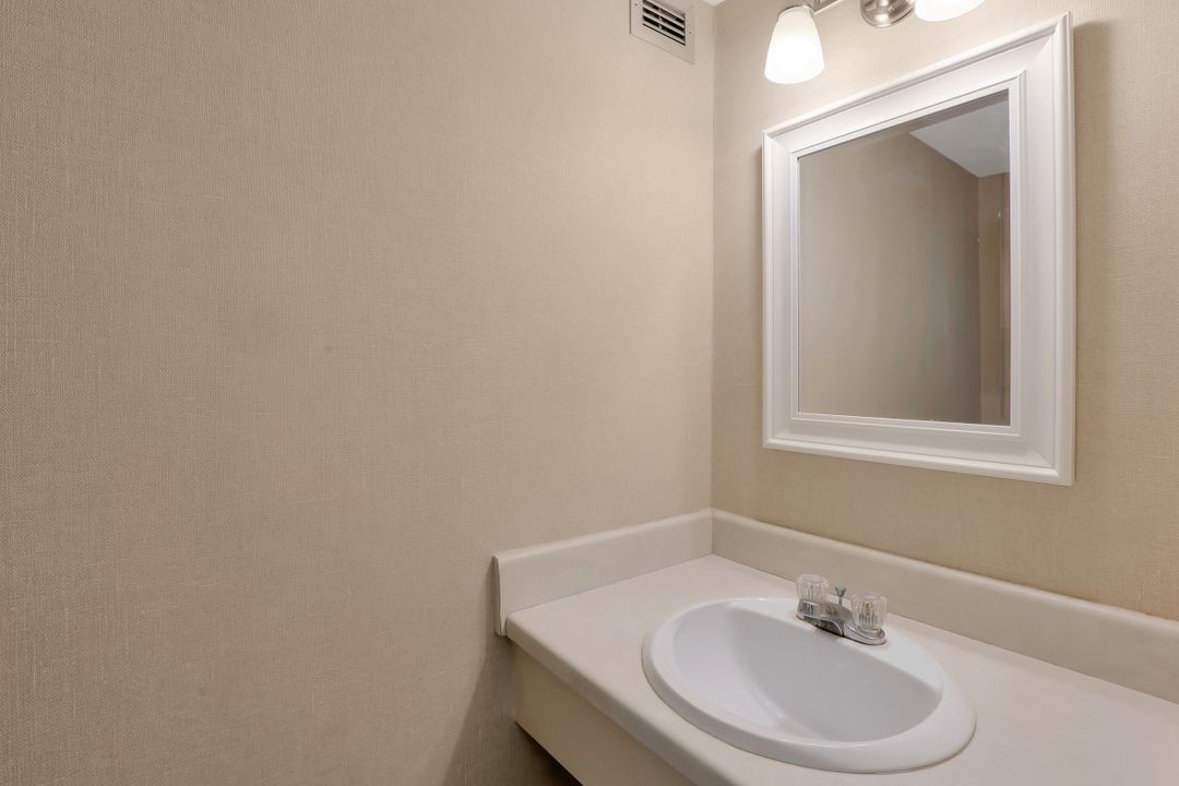 180 Seaview Ct #604, Marco Island, FL 34145