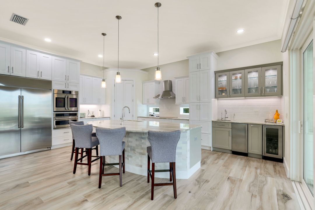 27050 Flamingo Dr, Bonita Springs, FL 34135