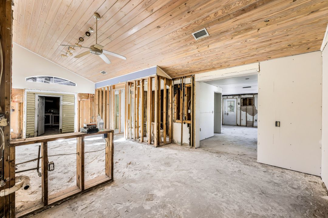 7142 Congdon Rd, Fort Myers, FL 33908