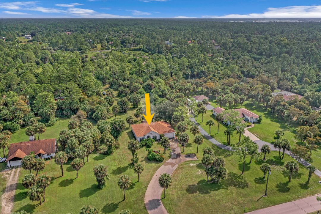 330 17th St SW, Naples, FL 34117