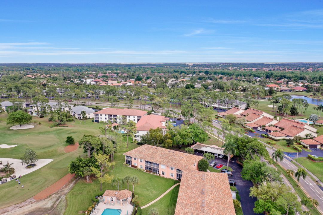 575 Augusta Blvd #8, Naples, FL 34113