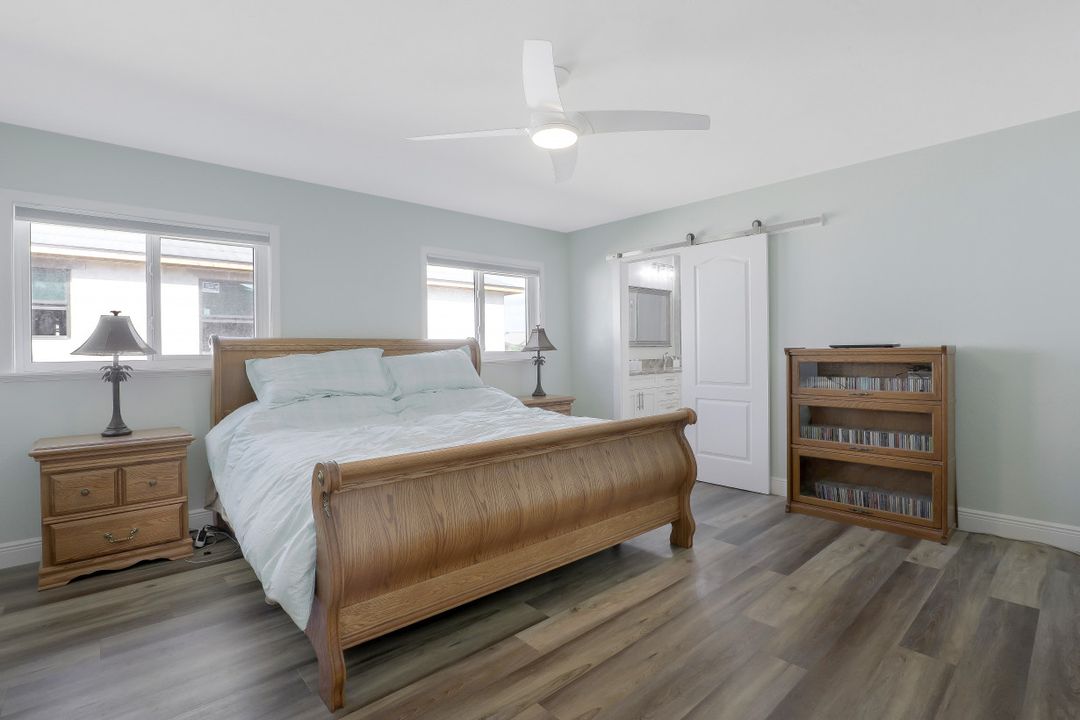 2307 SW 40th St, Cape Coral, FL 33914