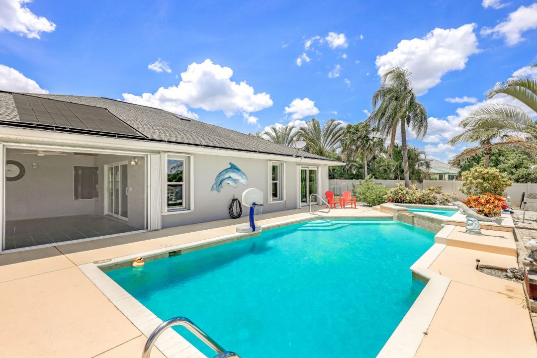 27329 Rue De Paix, Bonita Springs, FL 34135